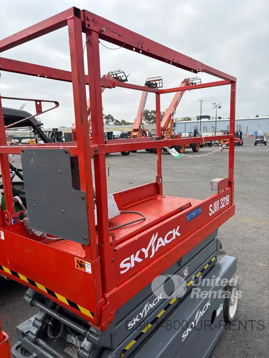 2018 Skyjack SJIII3219 Scissor Lift