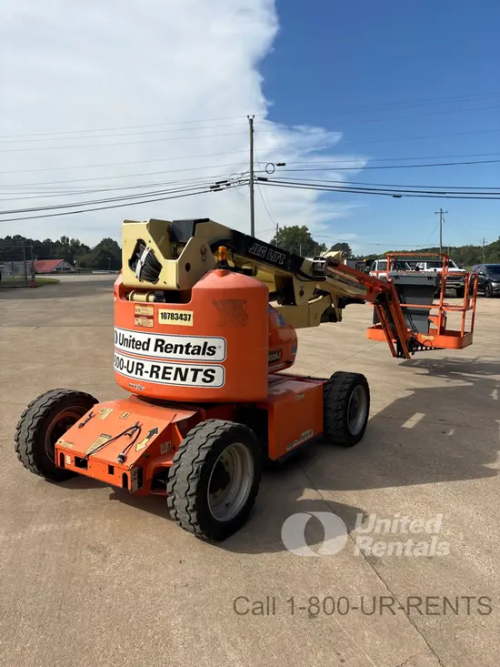 2018 JLG E450AJ Articulating Boom Lift