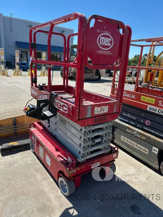 2018 MEC MICRO 19 Scissor Lift