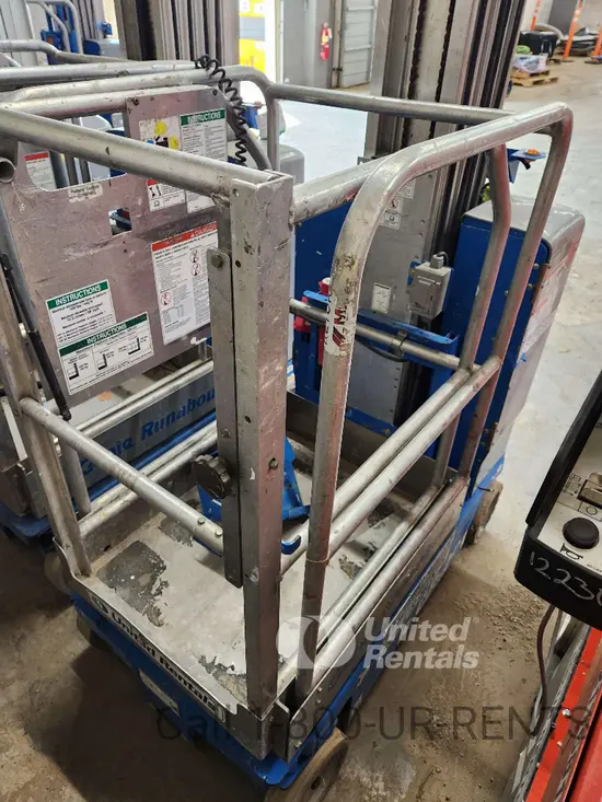 2018 Genie GR-20 Self-Propelled One-Person Lift
