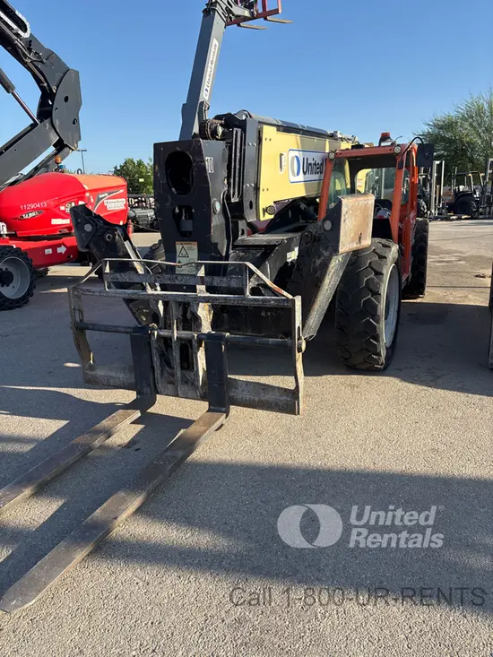 2019 JLG 1055 Forklift