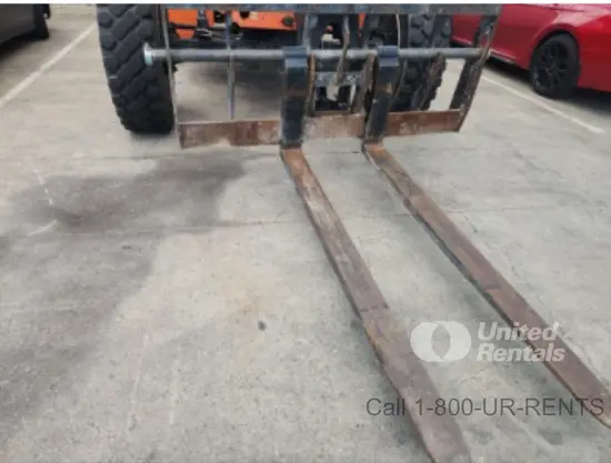 2019 SKYTRAK 8042 Forklift