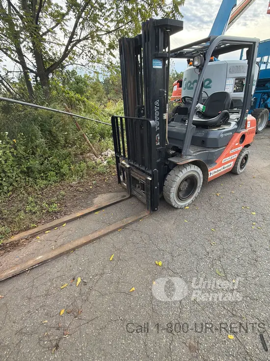 2019 Toyota 8FGU25 Warehouse Forklift