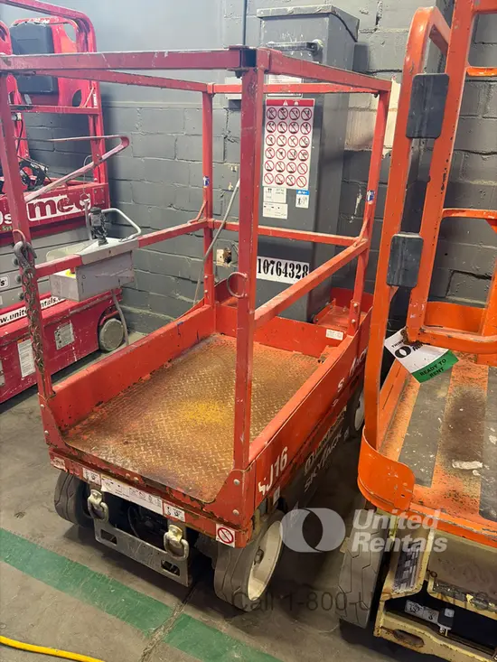 2018 Skyjack SJ16 Self-Propelled One-Person Lift