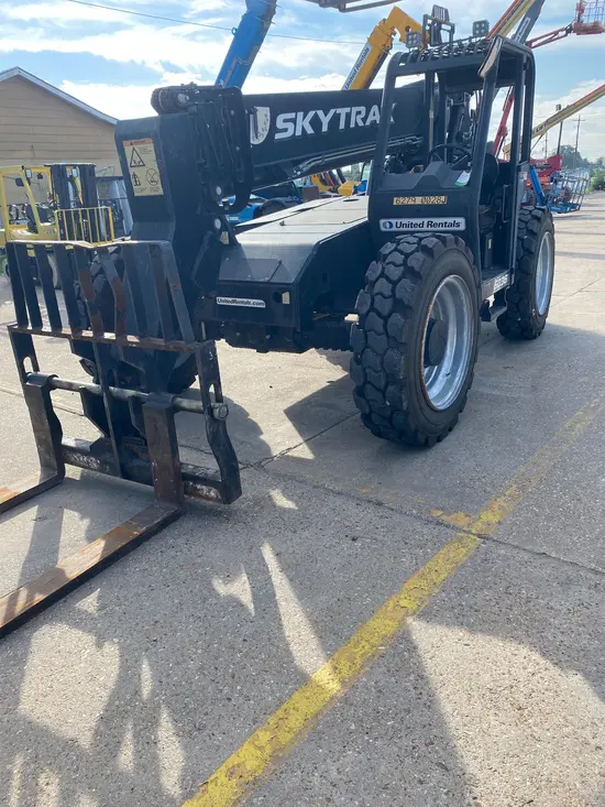 2018 SKYTRAK 6036 Forklift
