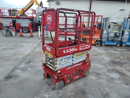 2017 MEC 1330SE Scissor Lift