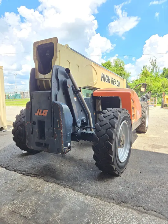 2018 JLG 1055 Forklift