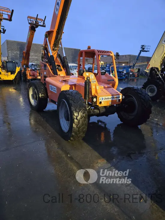 2018 SKYTRAK 8042 Forklift