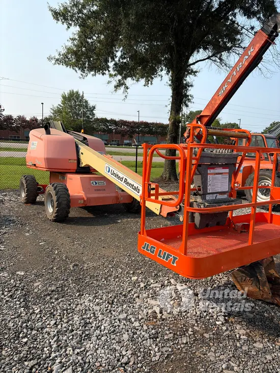 2017 JLG 400S Boom Lift