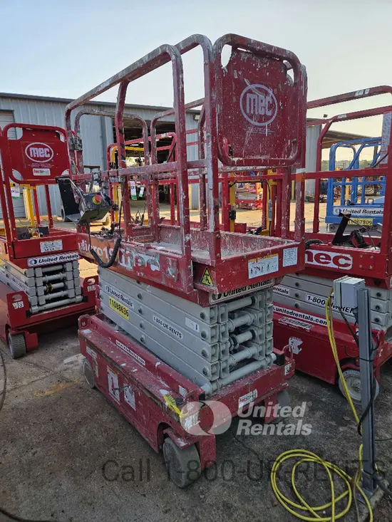 2020 MEC MICRO 19 Scissor Lift