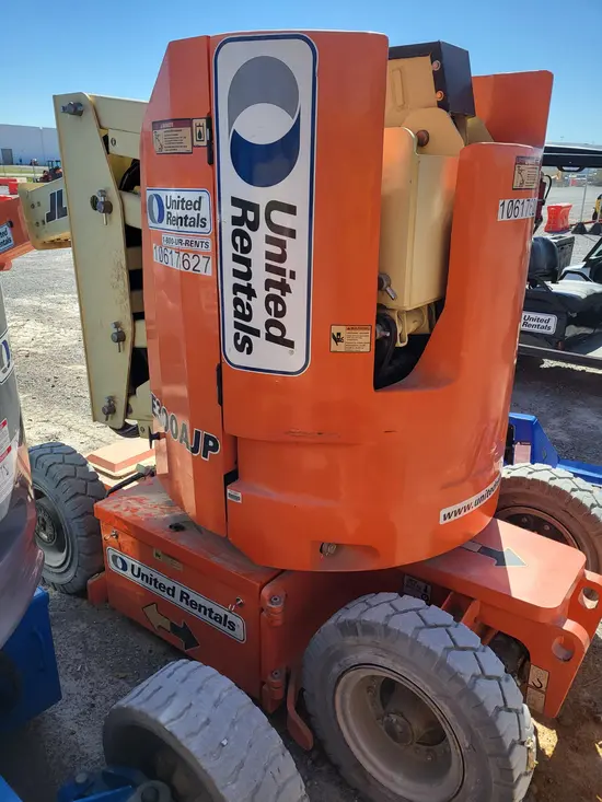 2017 JLG E300AJP Articulating Boom Lift