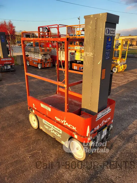 2019 Skyjack SJ12 Self-Propelled One-Person Lift