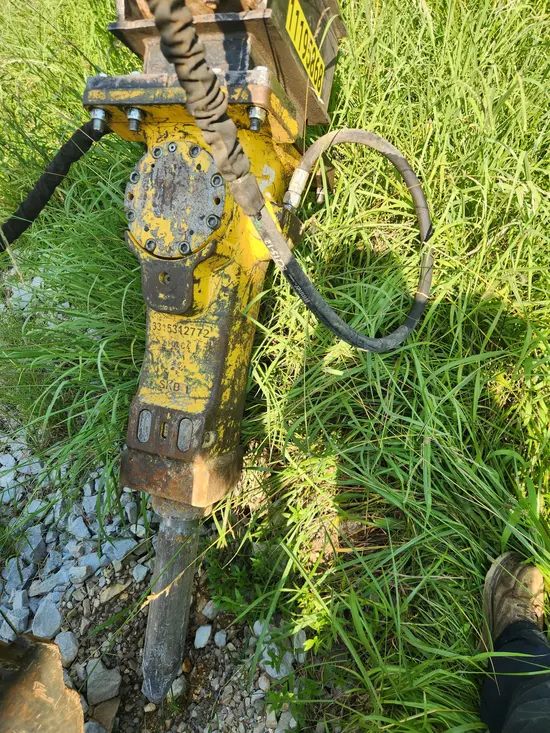 2021 Epiroc SB 452 Attachment