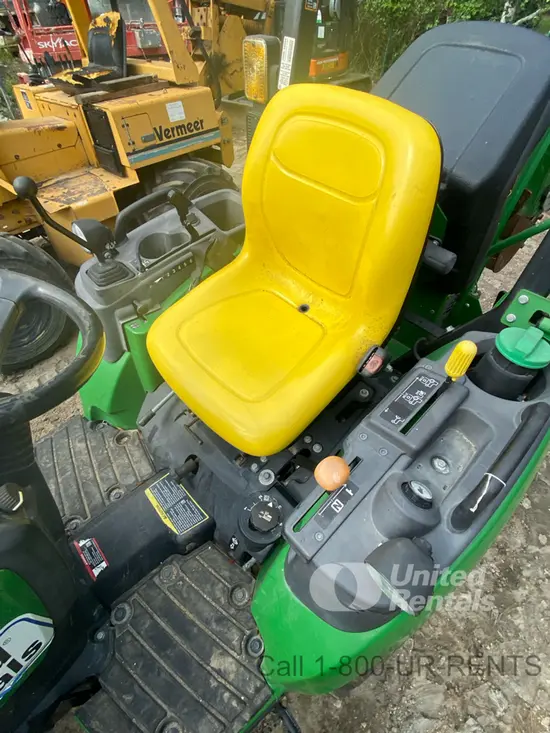 2021 John Deere 2025R Backhoe Loader