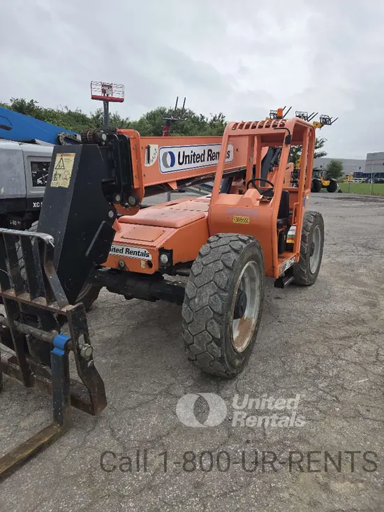 2018 SKYTRAK 8042 Forklift