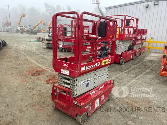 2019 MEC MICRO 19 Scissor Lift
