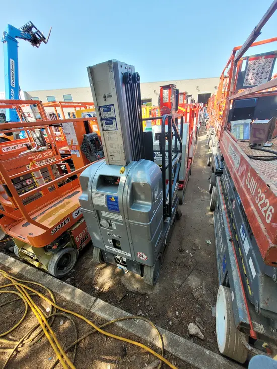 2016 JLG 20MVL Self-Propelled One-Person Lift