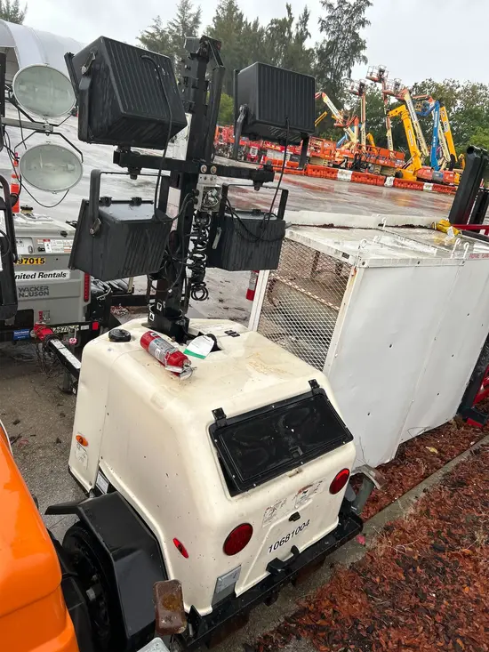 2017 Terex RL4 Portable Light Tower