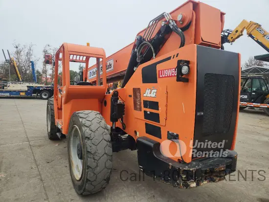 2018 SKYTRAK 8042 Forklift