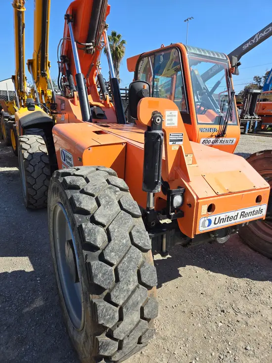 2017 SKYTRAK 6042 Forklift