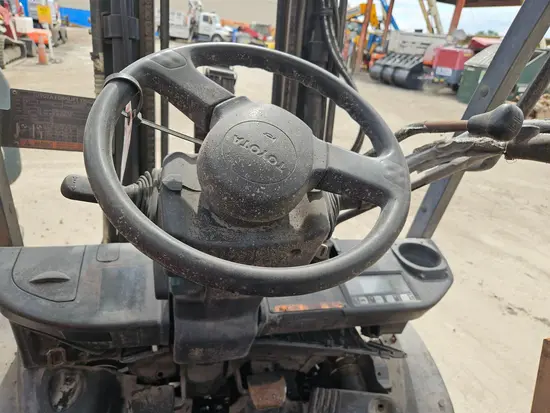 2021 Toyota 8FDU25 Warehouse Forklift