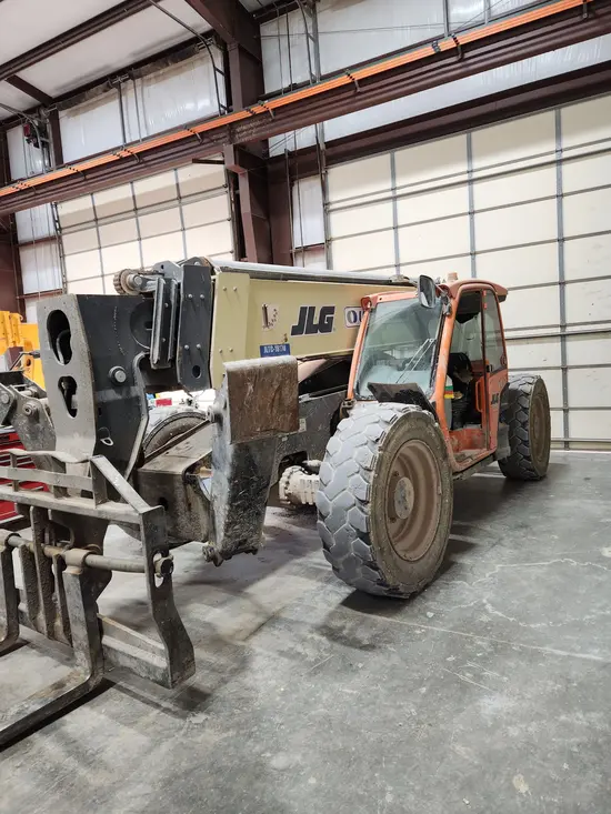 2018 JLG 1055 Forklift