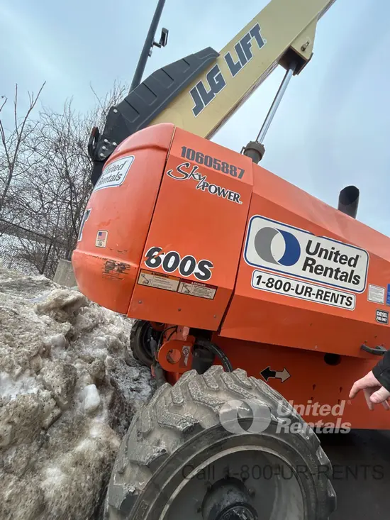 2017 JLG 600S Boom Lift