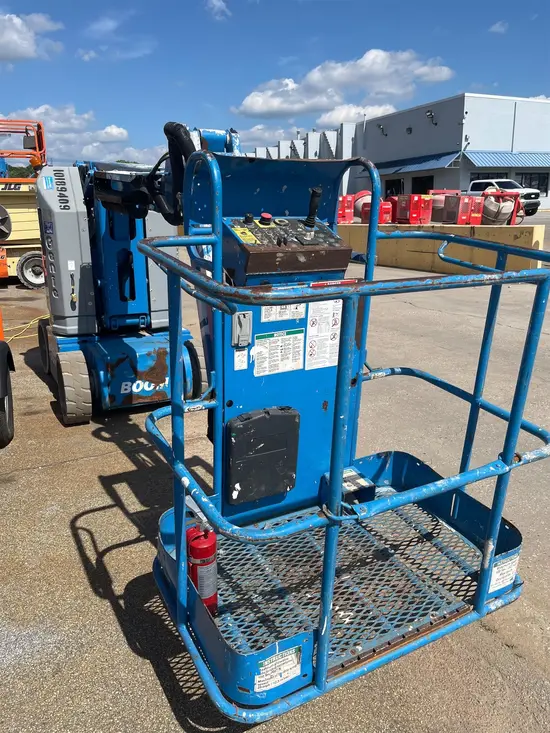 2016 Genie Z-30/20N RJ Articulating Boom Lift