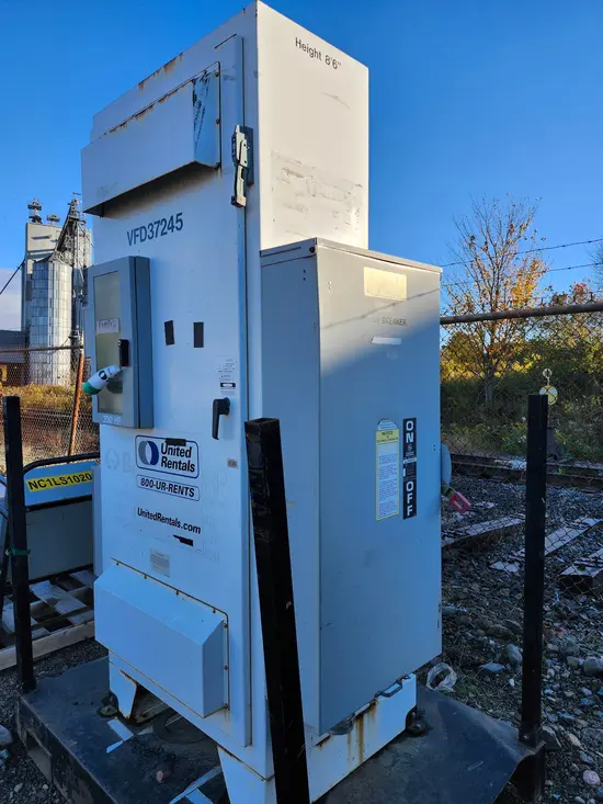 2013 YASKAWA E7BRB240P3T4 Pump