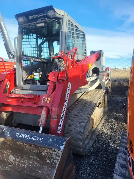 2019 Takeuchi TL12R2-CR Track Loader
