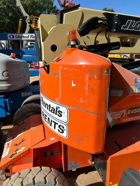 2017 JLG E450AJ Articulating Boom Lift