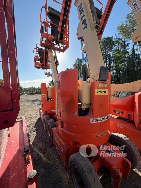 2017 JLG E300AJP Articulating Boom Lift