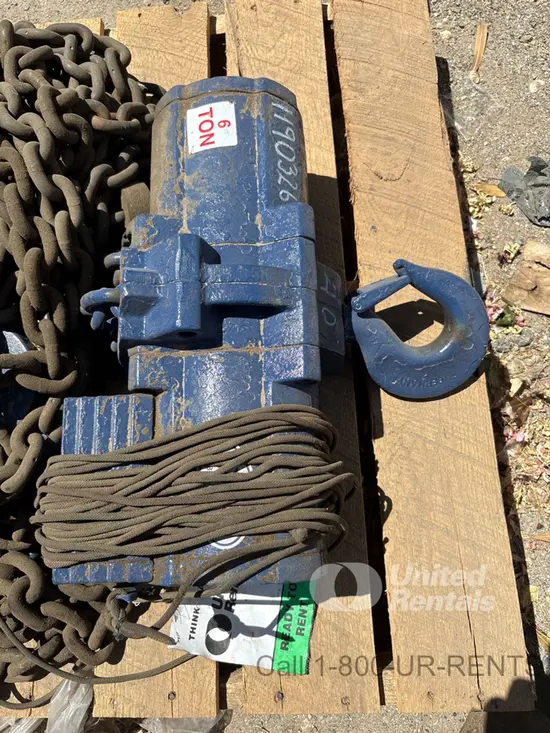 2011 JD NEUHAUS PROFI 3T/6T Hoist