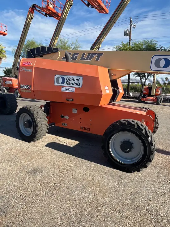 2017 JLG 660SJ Boom Lift