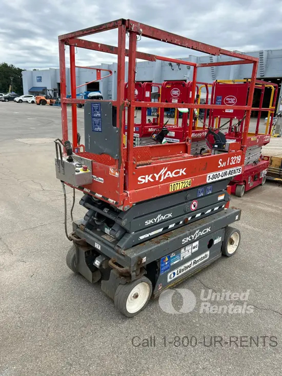 2018 Skyjack SJIII3219 Scissor Lift