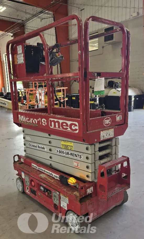 2020 MEC MICRO 19 Scissor Lift