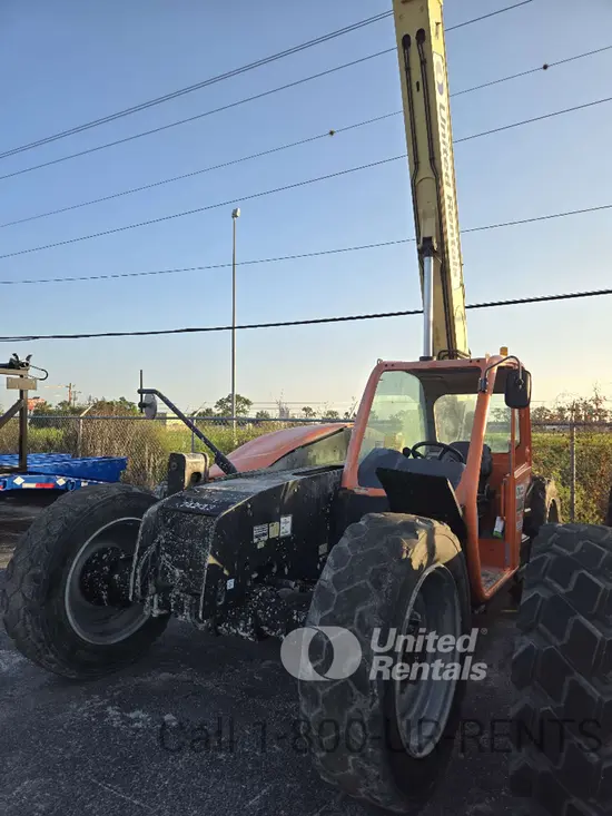 2018 JLG 742 Forklift
