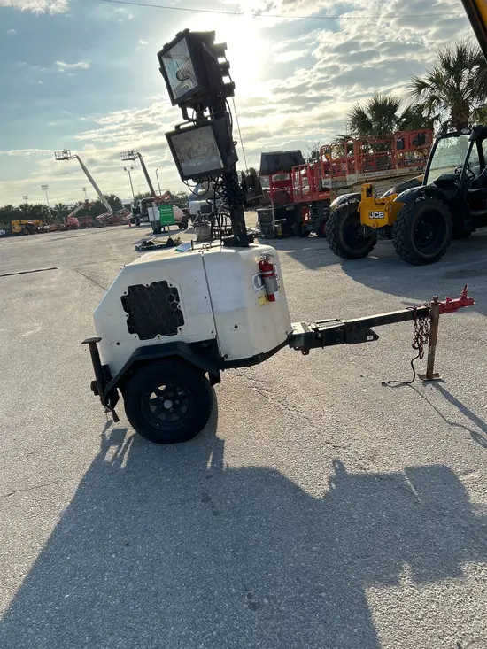 2017 Terex RL4 Portable Light Tower