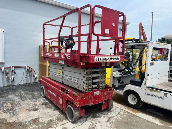 2017 MEC 3346SE Scissor Lift