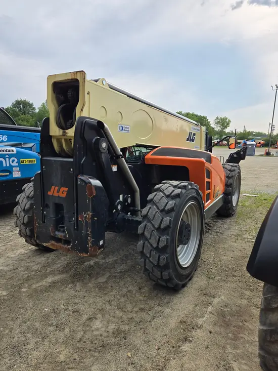 2018 JLG 1055 Forklift