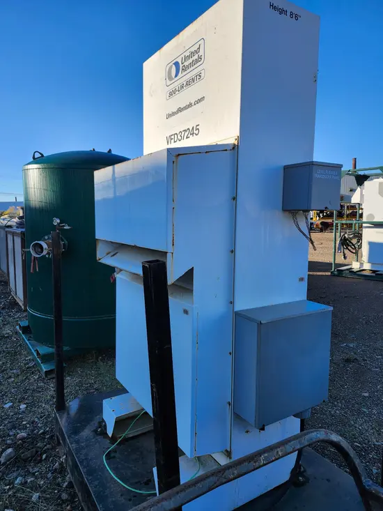 2013 YASKAWA E7BRB240P3T4 Pump