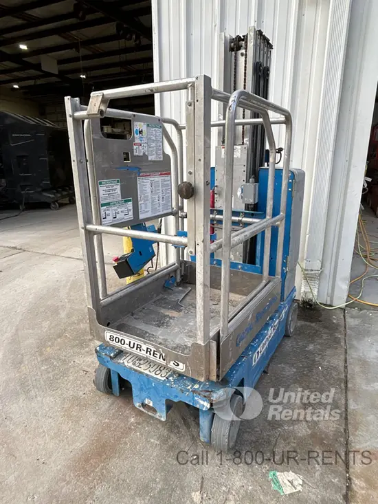 2018 Genie GR-20 Self-Propelled One-Person Lift