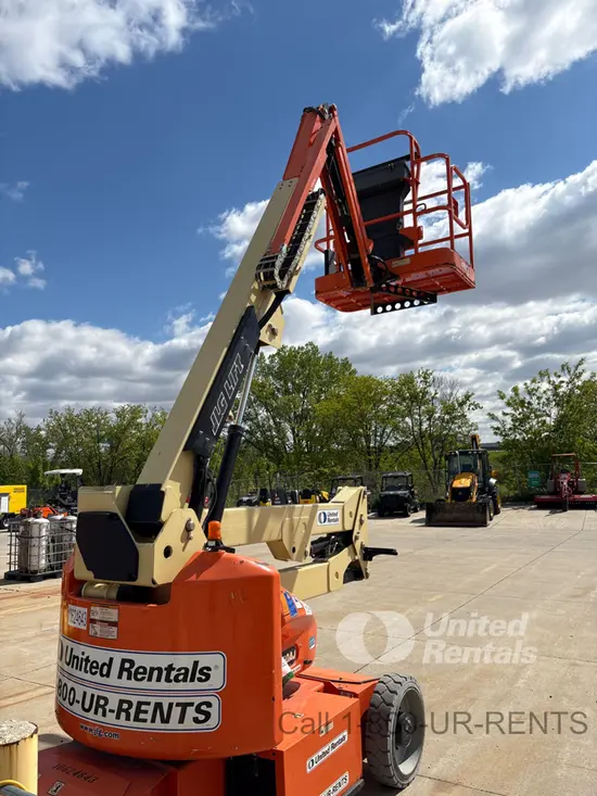 2017 JLG E450AJ Articulating Boom Lift