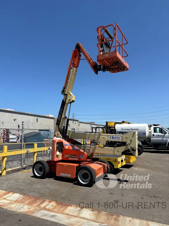 2018 JLG E450AJ Articulating Boom Lift