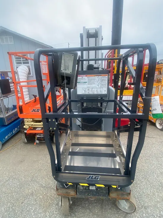 2019 JLG 20MVL Self-Propelled One-Person Lift
