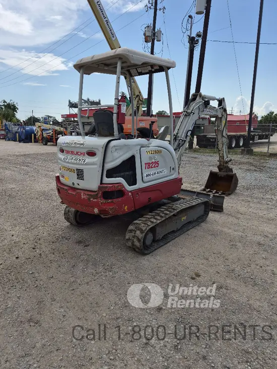 2021 Takeuchi TB225R Mini Excavator