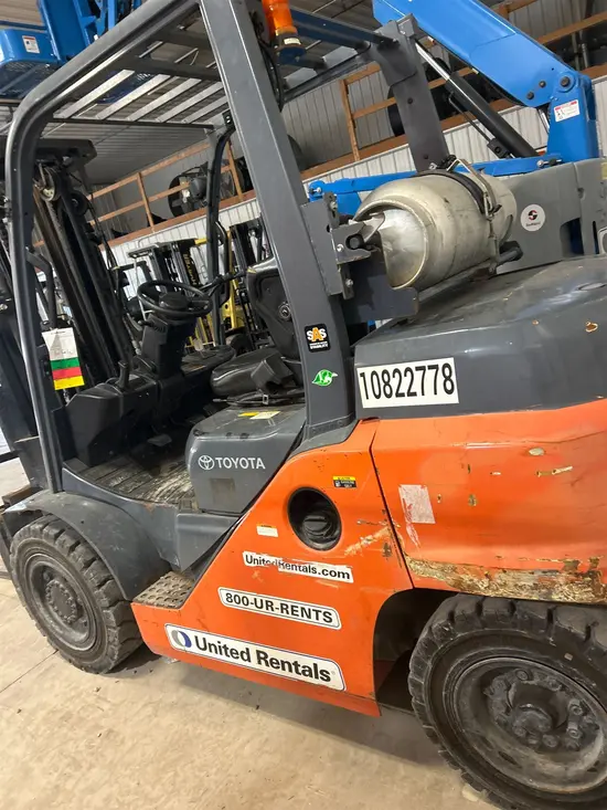 2018 Toyota 8FG35U Warehouse Forklift