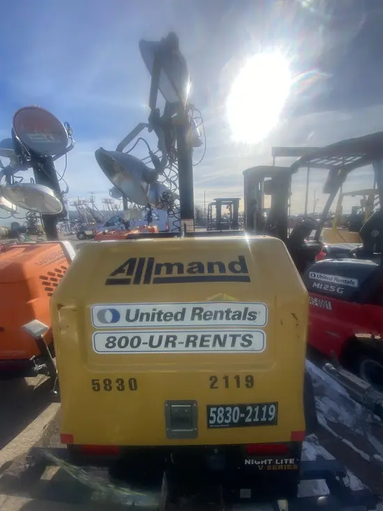 2019 Allmand NIGHT LIGHT V Portable Light Tower