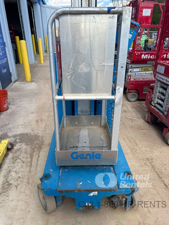 2016 Genie GR-20 Self-Propelled One-Person Lift