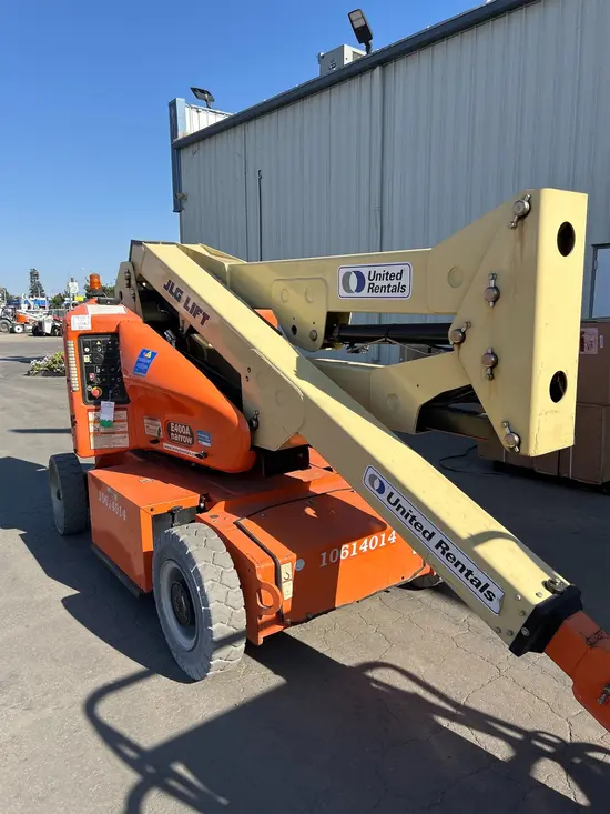 2017 JLG E400AN Articulating Boom Lift